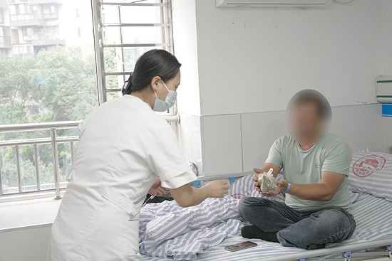 粽葉飄香處,皆是醫患情|成都神康癲癇醫院端午愛心紀實